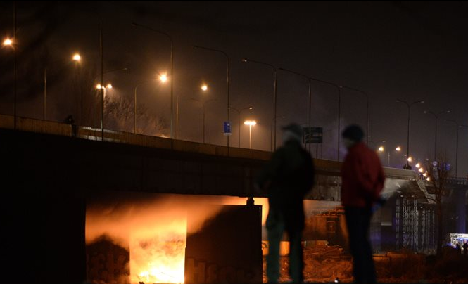 В центре Варшавы вспыхнул мост через Вислу: фото и видео пожара