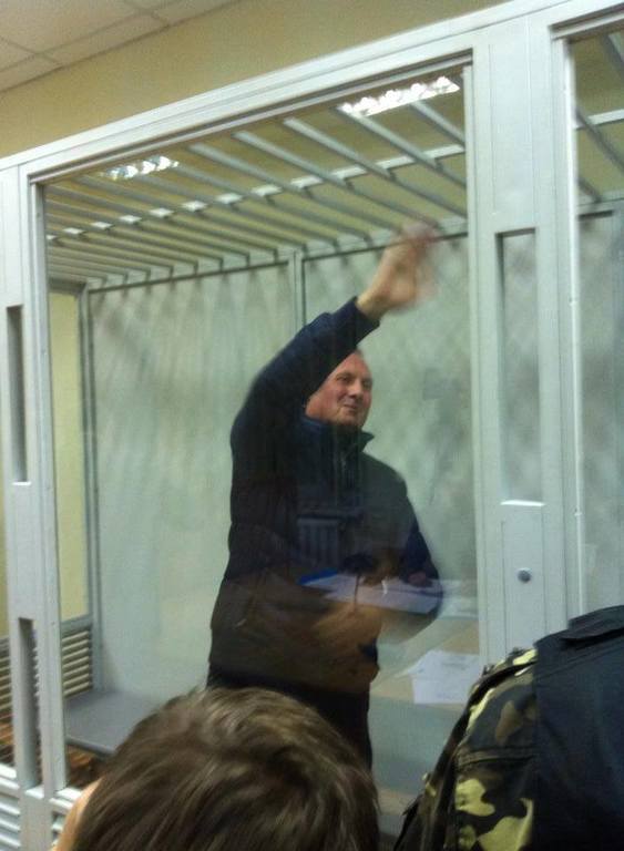 Ефремов заявил, что национальности "украинец" не существует: фото и видео из зала суда