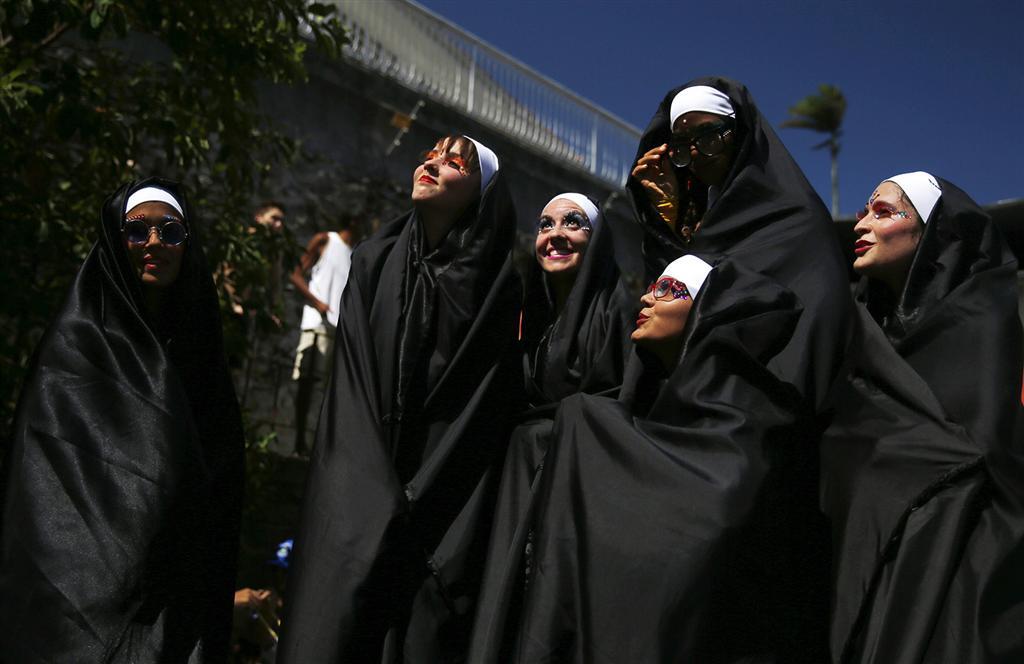 В Рио начался карнавал: невероятное шоу и самые красивые танцовщицы