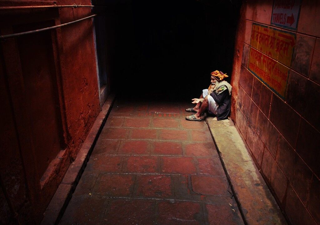 Пугающее и захватывающее путешествие в индийский город мертвых Варанаси