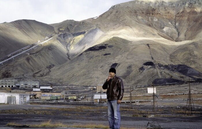 Как исчезает некогда процветающий шахтерский поселок: фоторепортаж