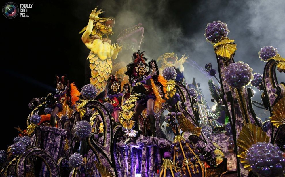 Зажигательные фото из карнавала в Сан-Паулу
