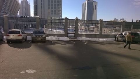 Біля Міністерства спорту в Києві зникла велопарковка: фотофакт