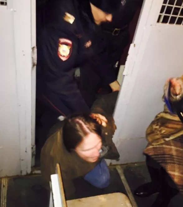 В Москве полиция задержала активистов, которые хотели почтить память Небесной Сотни: фотофакт