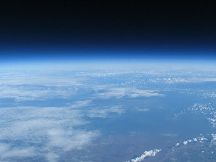 Удивительные снимки из космоса, сделанные обычным фотоаппаратом