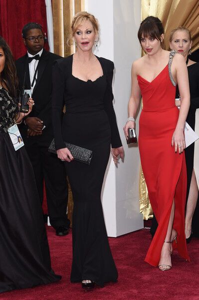 Анастейша Стил на красной дорожке "Оскара" вместе с мамой