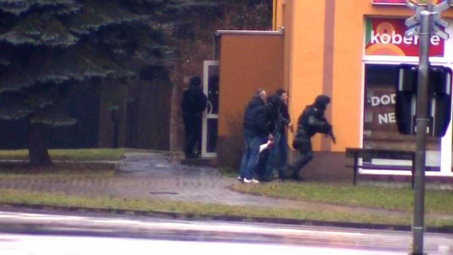 В Чехии обезумевший пенсионер расстрелял в ресторане 9 человек