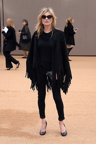 Показ Burberry Prorsum: бахрома и стиль 70-ых возвращаются