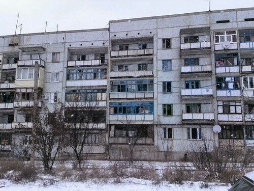 Опубликованы фото и видео разбитых террористами Попасной и поселка возле Дебальцево