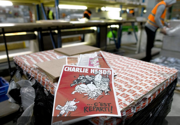 Charlie Hebdo "все начали снова": вышел второй после теракта резонансный выпуск журнала