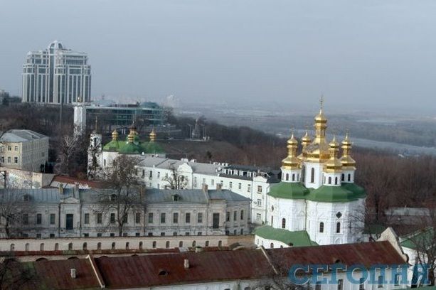 Как выглядит Киев с 96-метровой Лаврской колокольни: опубликованы фото