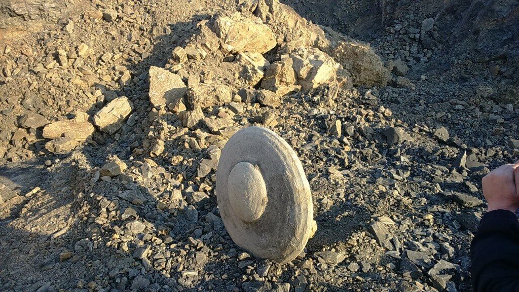 В России горняки раскопали "каменный диск предков"