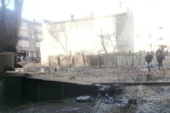ЧП на стройплощадке на Киевщине: стрела крана упала не из-за ветра