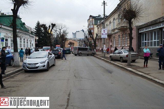 В Ивано-Франковске неизвестный бросил гранату в роддом: есть погибший. Опубликованы фото и видео