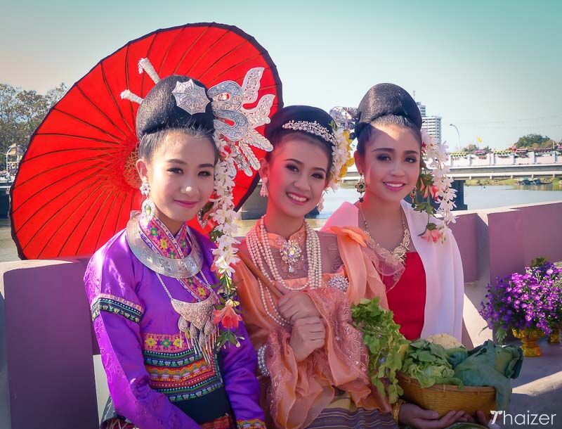 В Таиланде начался фестиваль цветов: восхитительные фото