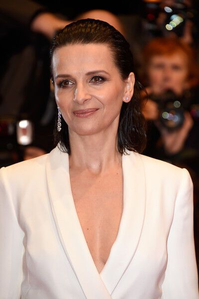 Ольга Куриленко, Жюльет Бинош, Одри Тоту на красной дорожке Берлинале