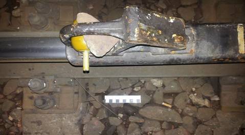 СБУ предотвратила теракт на железной дороге в Запорожской области. Фото и видео с места событий