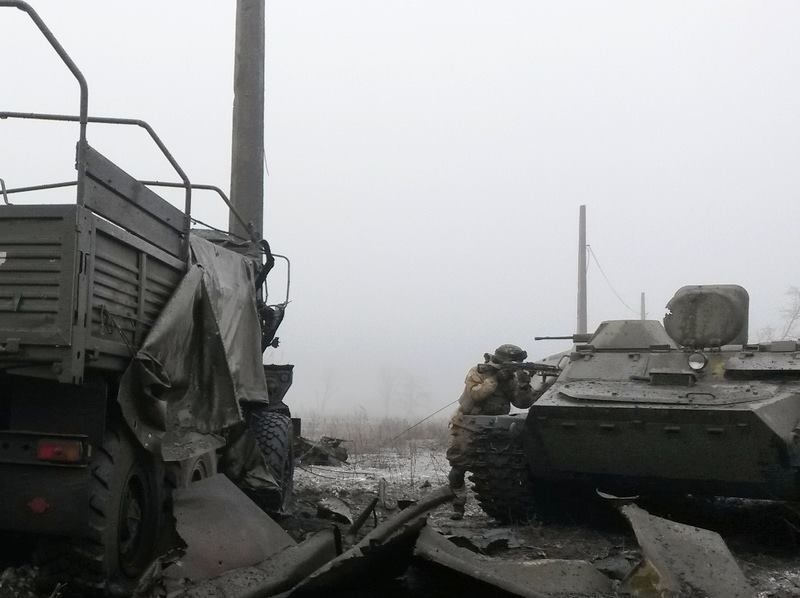 Артиллеристы АТО разгромили российскую военную технику под Донецком: фото металлолома