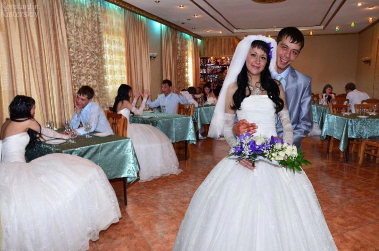 Появилась новая порция самых ужасных фото со свадеб в России