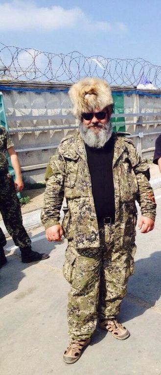 Мода "Новороссии": опубликованы фото самых необычных нарядов террористов и их приближенных