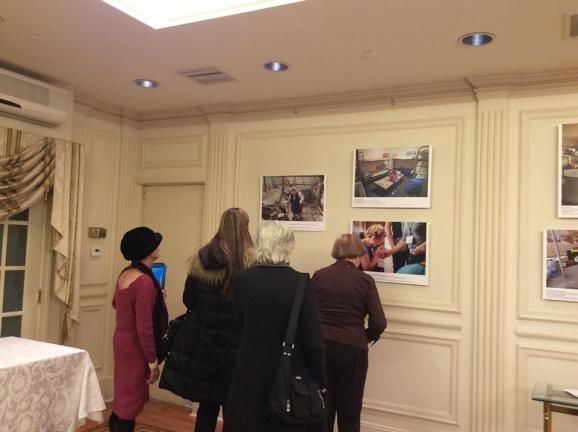  В Нью-Йорке открыли фотовыставку о женщинах в войне на Донбассе 