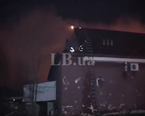 В Киеве горел ресторан: опубликованы фото и видео
