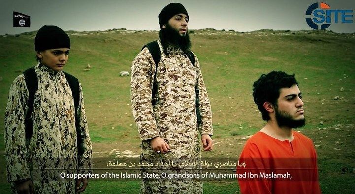 Боевики ИГИЛ опубликовали видео казни израильского шпиона подростком