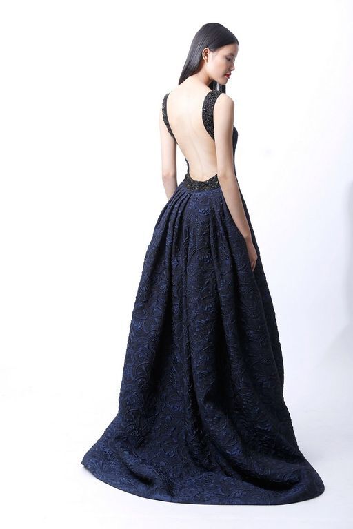 Платья на выпускной 2015: будь в тренде