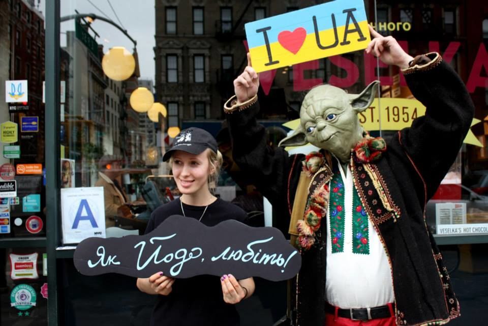 Мастер Йода почитал "Кобзарь" в Нью-Йорке. Фотофакт