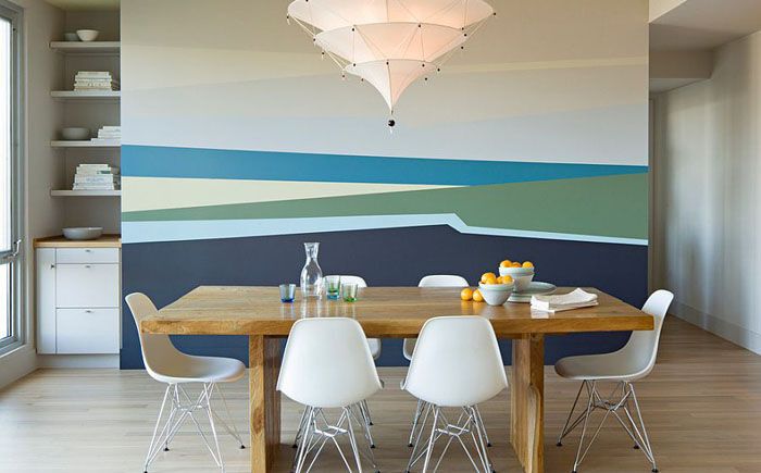 10 потрясающих столовых с полосатыми стенами