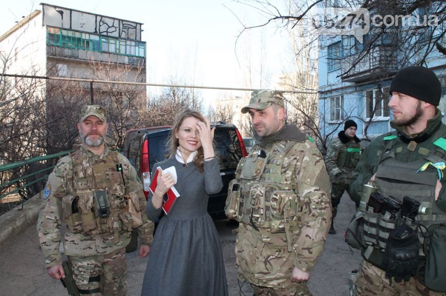 Инспектор Фреймут приехала в прифронтовую зону Донбасса: фоторепортаж из Артемовска