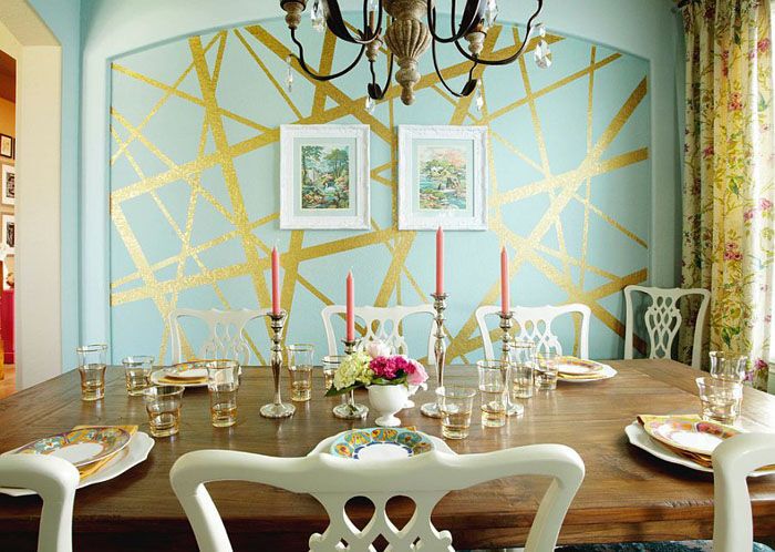 10 потрясающих столовых с полосатыми стенами
