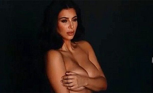 Ким Кардашьян разделась перед второй беременностью: опубликовано видео