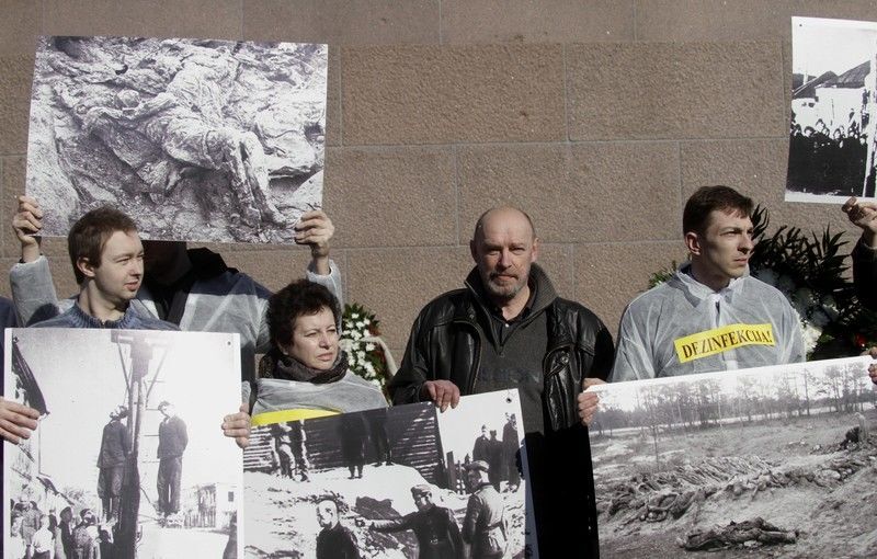 У Ризі пройшов марш легіонерів "Ваффен-СС": опубліковано фото і відео