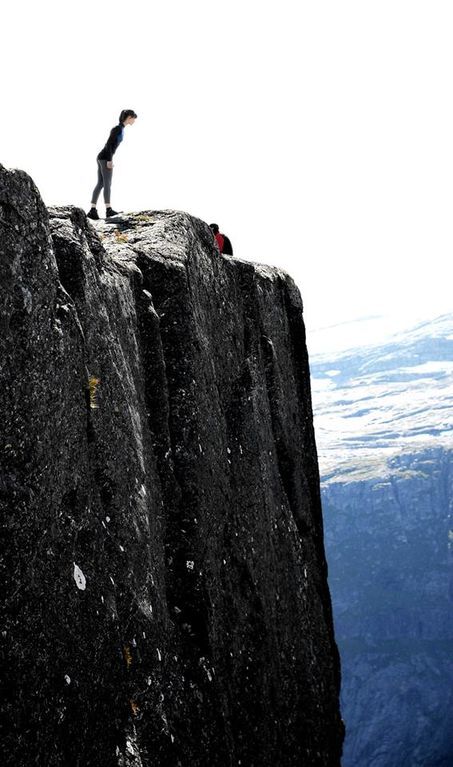 Захватывающее путешествие по Норвегии: 50 потрясающих фото