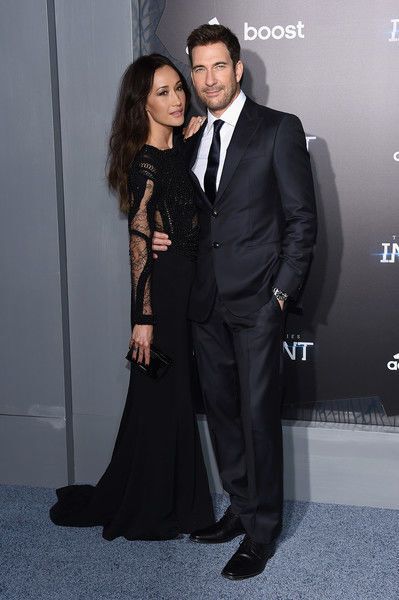 Премьера "Инсургента" прошла под знаком откровенных декольте