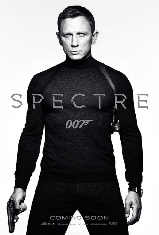 Джеймс Бонд в водолазке на новых постерах "Спектра"