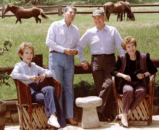 Михаил Горбачев отмечает 84-летие: 10 ярких цитат и лучшие фото