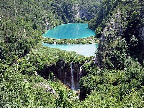 10 самых красивых водопадов мира: захватывающие дух фотографии