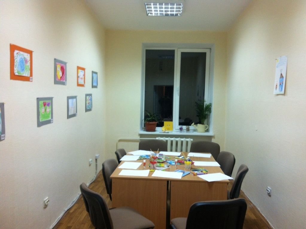 Ахметов открыл Центр психологической поддержки в Мариуполе