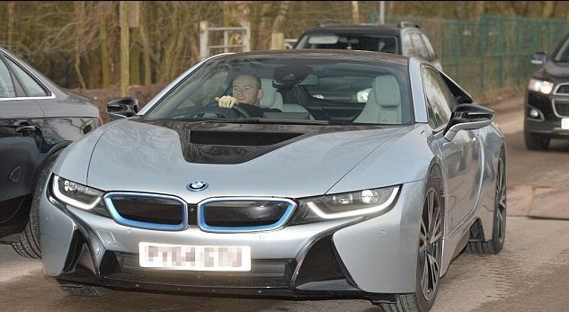 Капитан "Манчестер Юнайтед" впечатлил болельщиков новым BMW