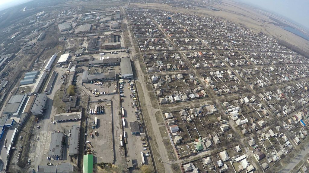 Безлюдні вулиці окупованих міст Донбасу: опубліковано фото