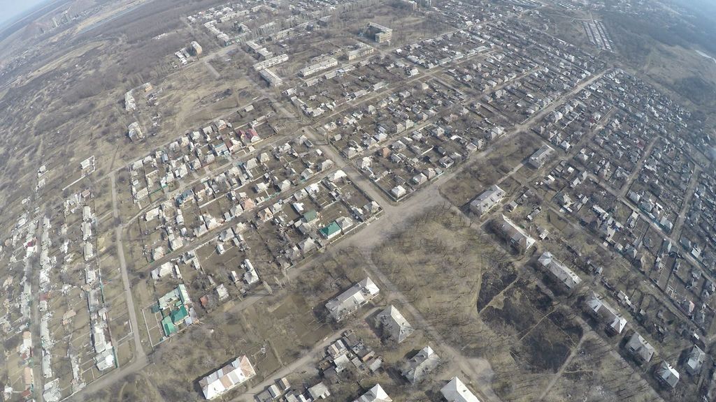 Безлюдные улицы оккупированных городов Донбасса: опубликованы фото