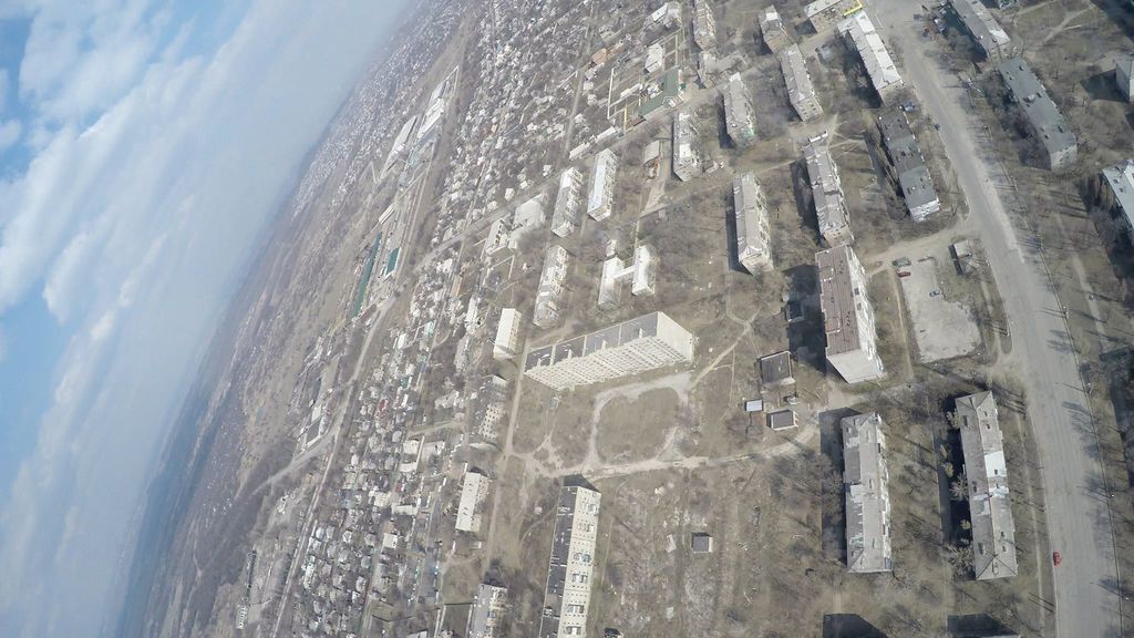 Безлюдні вулиці окупованих міст Донбасу: опубліковано фото