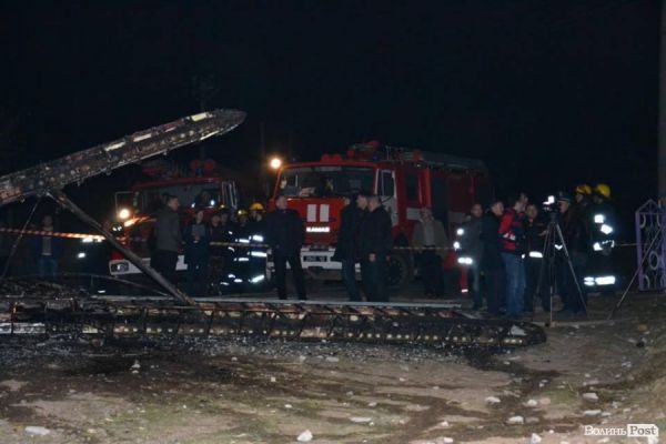 Під Луцьком літак звалився на житловий будинок: пілот загинув. Фото- і Відео Факти