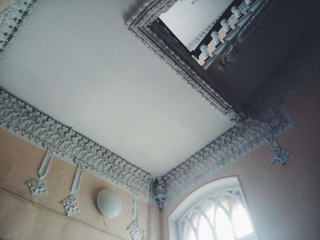 Как выглядит внутри киевский замок Барона: опубликованы фото