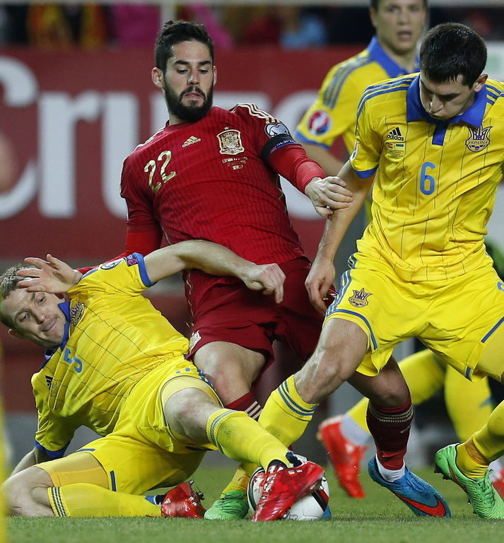 Украина проиграла Испании в битве за Евро-2016