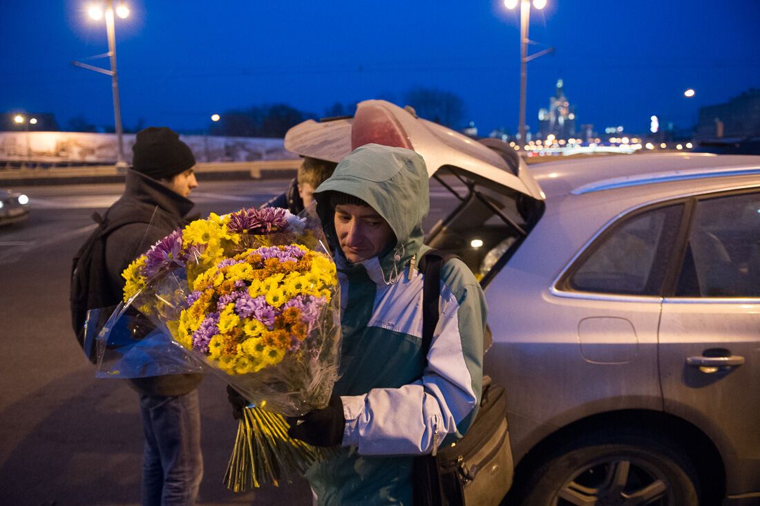 Народный мемориал Немцова восстановили 