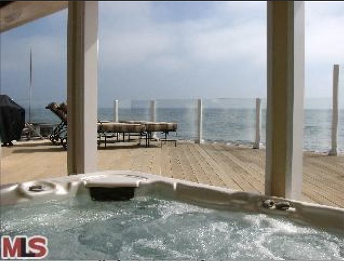 На "пляже миллиардеров" в США теперь можно снять дом Лео ДиКаприо: фотофакт