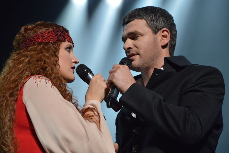 Украинские артисты великолепно исполнили легендарный "Notre Dame de Paris" в Киеве
